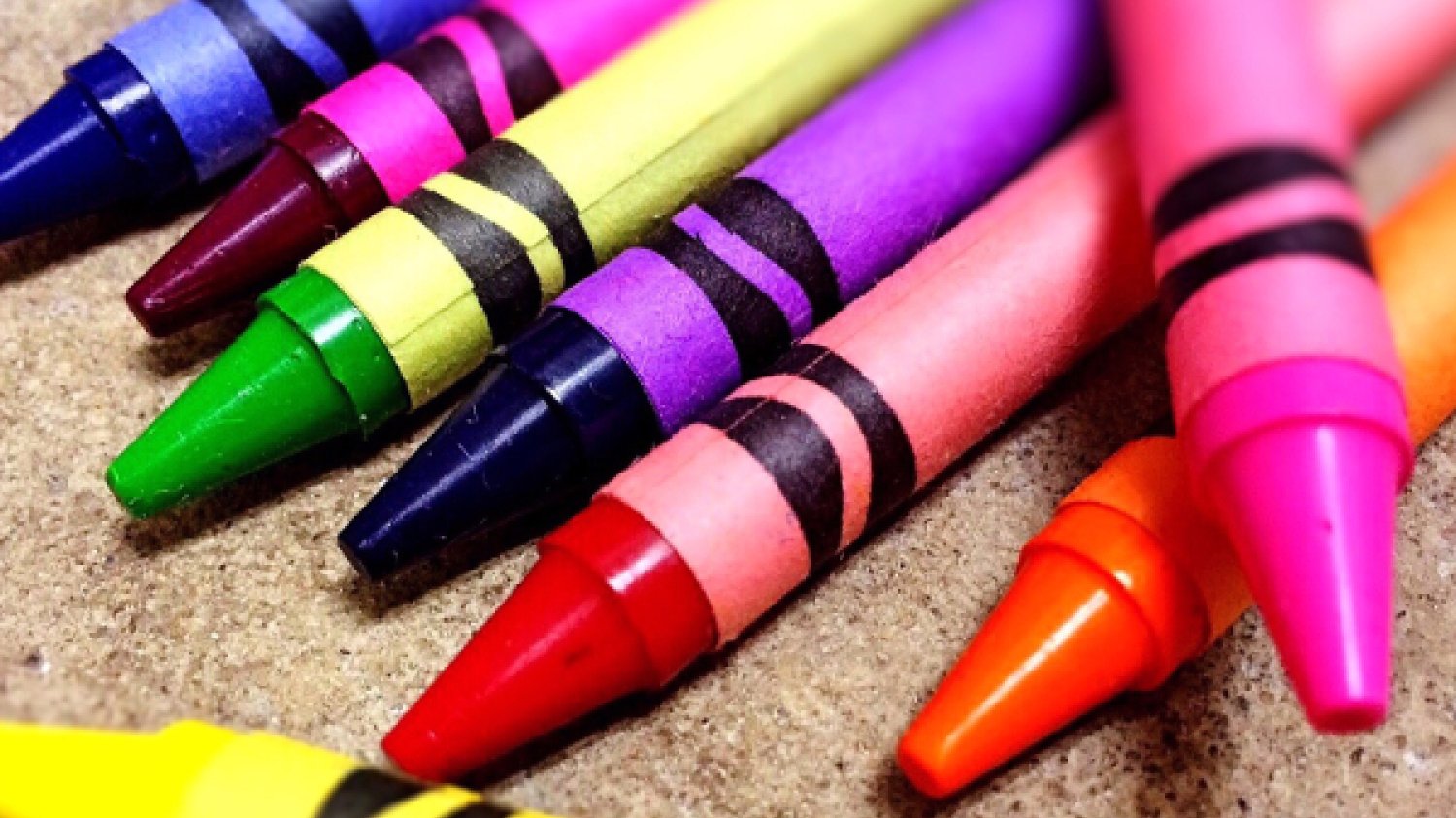 Fot. Pixabay / [url=https://pixabay.com/pl/kredki-kolor%C3%B3w-szko%C5%82y-rysunek-879974/]wokandapix[/url]/[url=https://pixabay.com/pl/service/terms/#usage]CC0 Public Domain[/url]