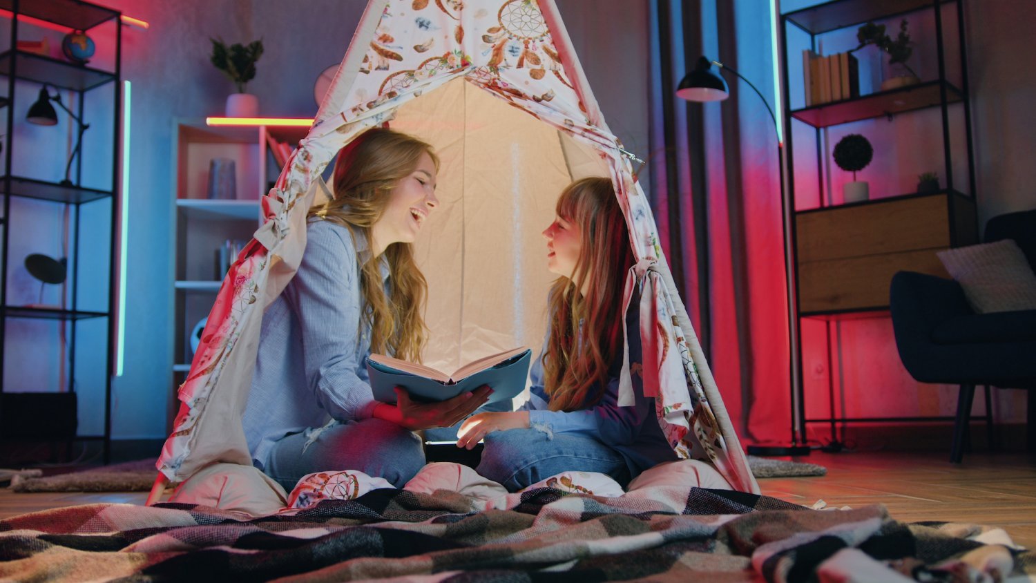 Nie trzeba Disneylandu! Oto drobne sztuczki rodziców, które sprawiły, iż dzieciństwo było magią