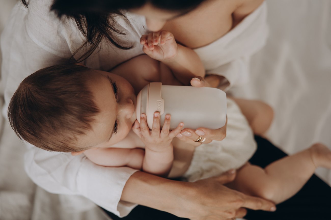 Butelka LOVI Mammafeel wspiera karmienie piersią i redukuje kolki – potwierdzone badaniami!