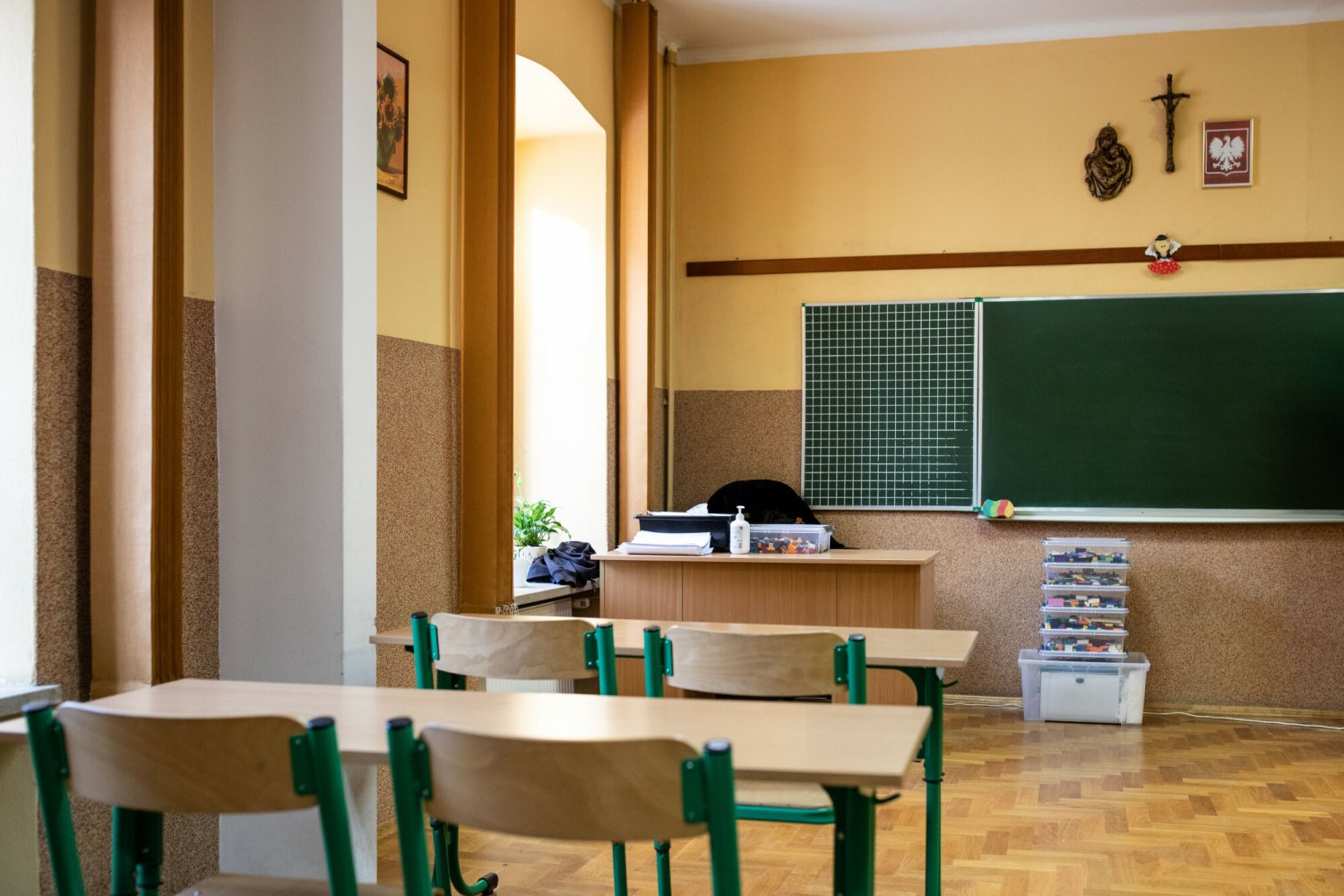 Religia w szkole, jak zrezygnować z religii, czy trzeba chodzić na katechezę.