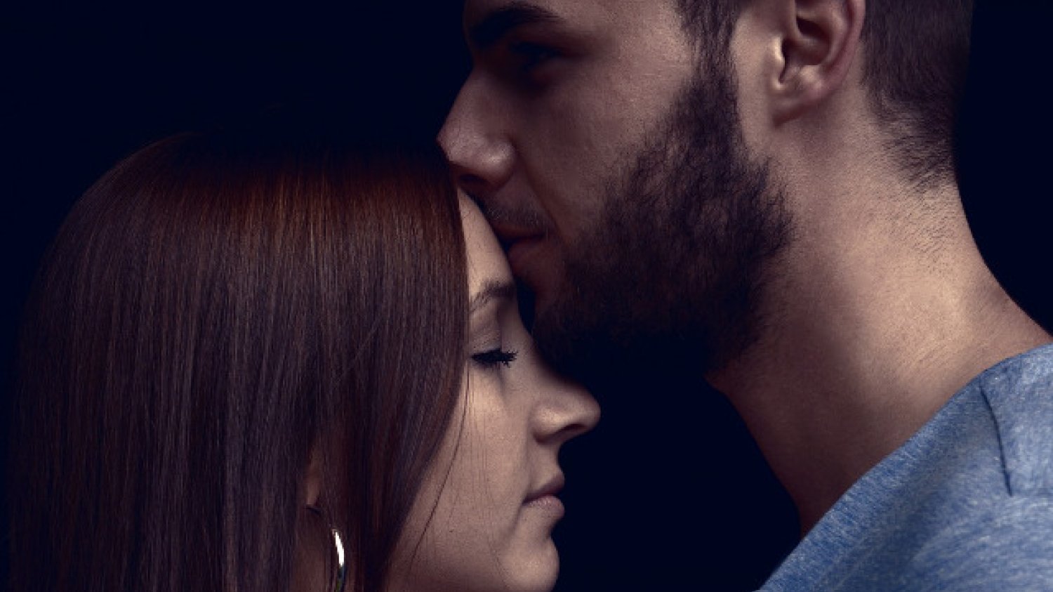 Fot. Pixabay / [url=https://pixabay.com/en/love-lovers-pair-romantic-1003645/]lenadolch[/url] / [url=https://pixabay.com/en/service/terms/#usage]CC0 Public Domain[/url]