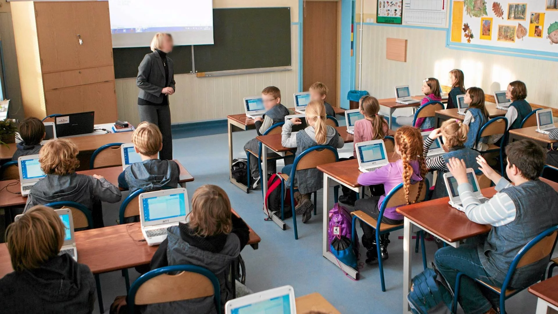 MEN nagrało rolkę o dodatkowej pracy nauczycieli. Pedagodzy: "Czujemy się wyrolkowani"