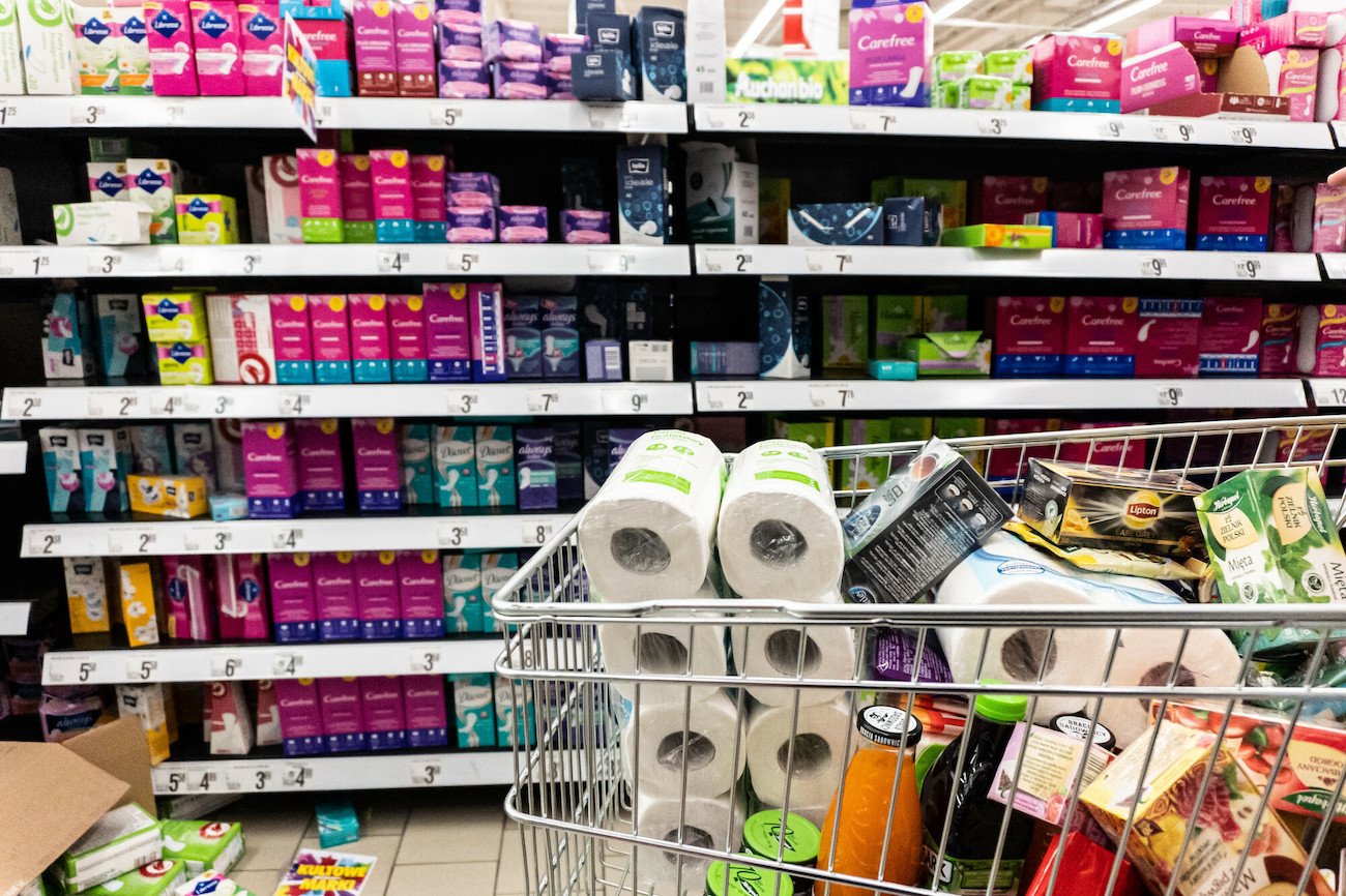 Ustawa o menstruacji "Tak dla podpasek": darmowe podpaski oraz edukacja nt. miesiączki w każdej polskiej szkole