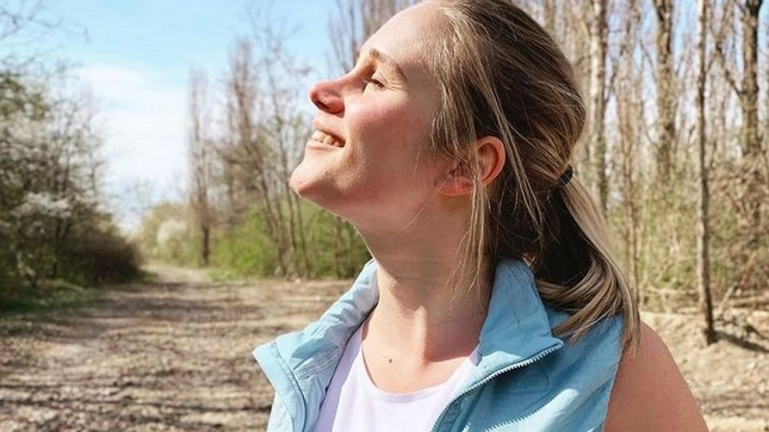 Ada Zalewska to 25-latka, która prowadzi na Instagramie profil "krolikbezuszu".