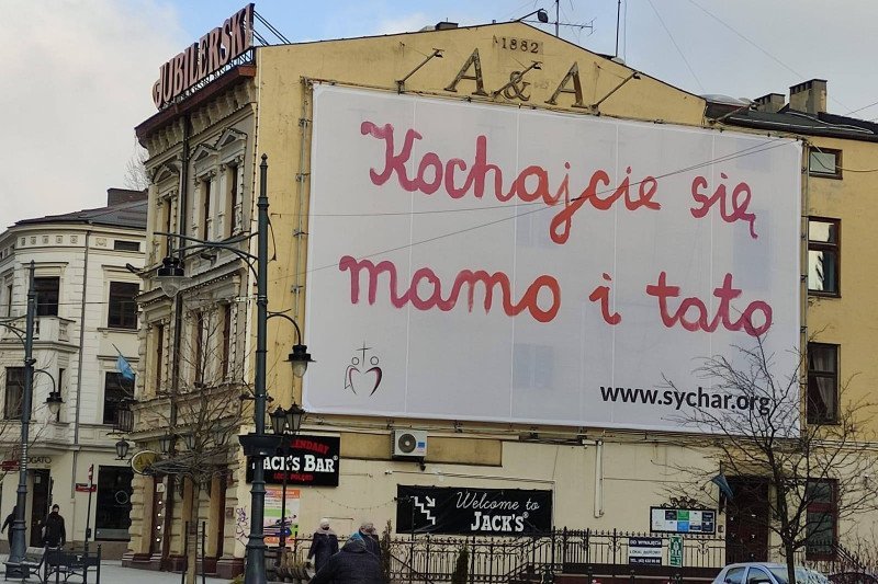 Billboard "Kochajcie się mamo i tato"