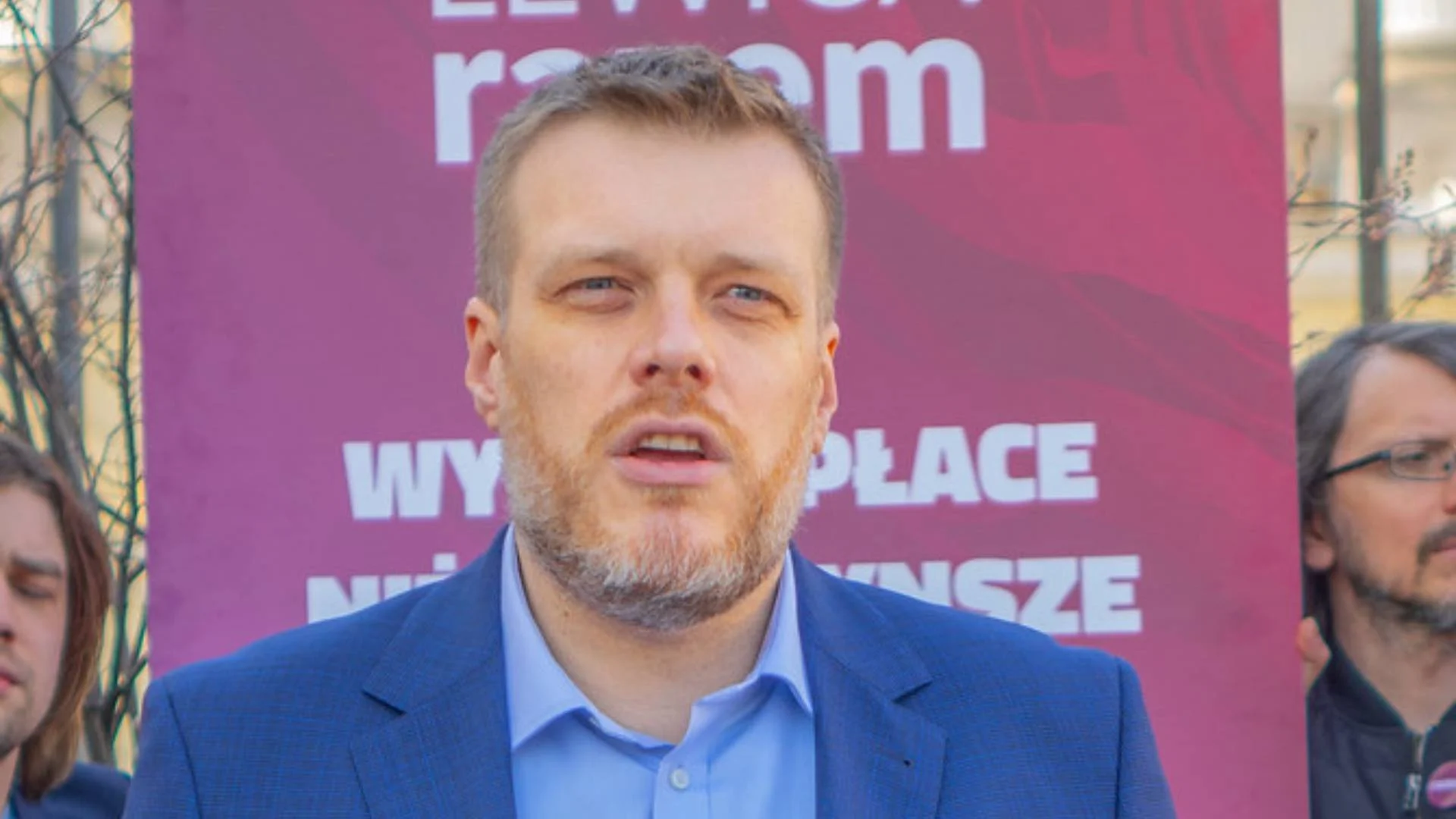 Darmowych obiadów w szkołach nie będzie. Poseł Trela mówi o błędach partii Razem