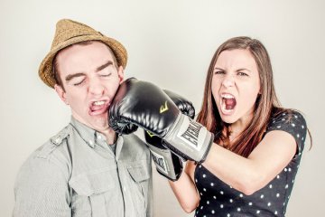 Fot. Pixabay / [url=https://pixabay.com/en/argument-conflict-controversy-238529/]RyanMcGuire[/url] / [url=https://pixabay.com/en/service/terms/#usage]CC0 Public Domain[/url]