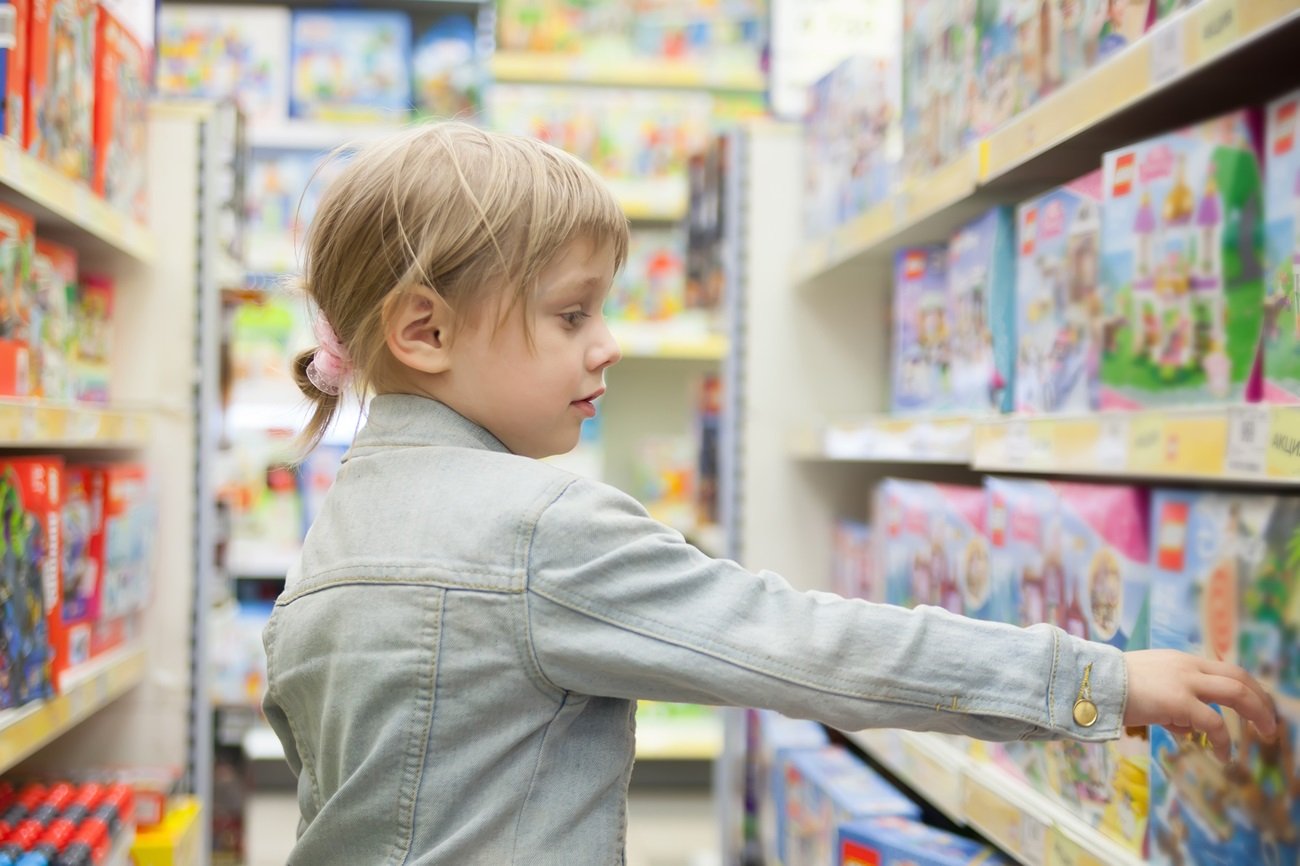 To matczyny obowiązek? Ten trend wykańcza rodziców pokolenia alfa (a także ich portfele)