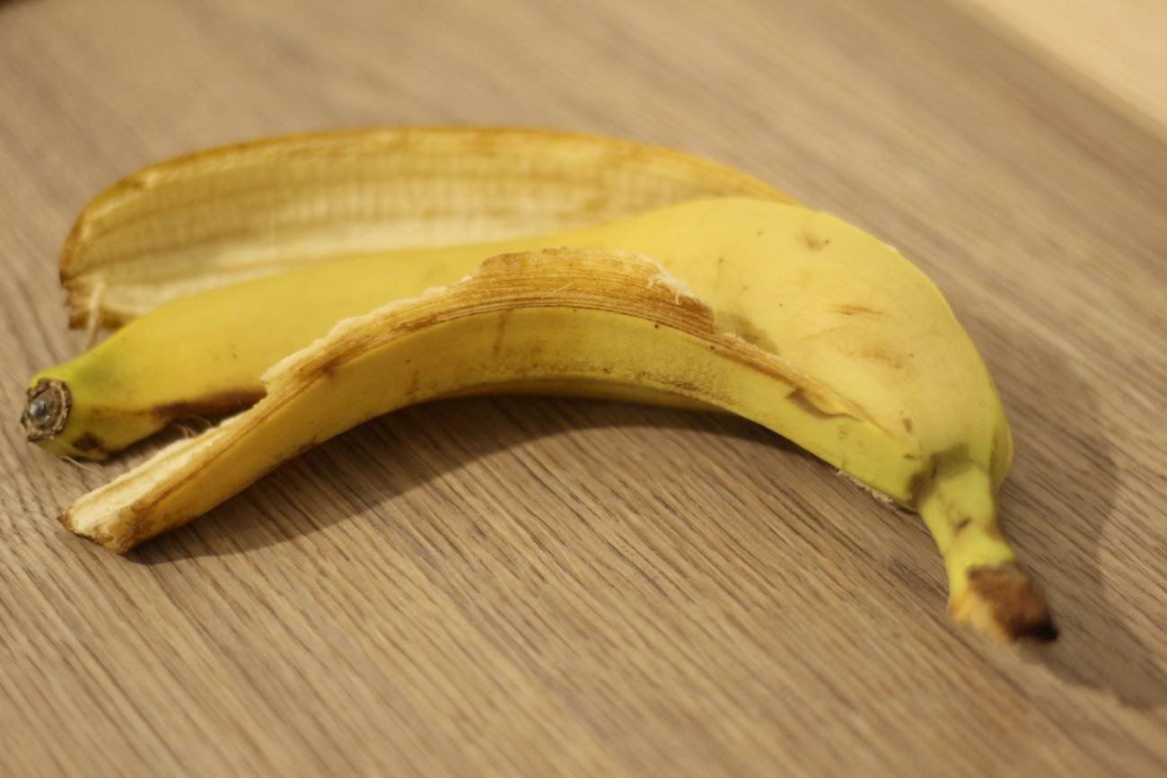 skórka banana