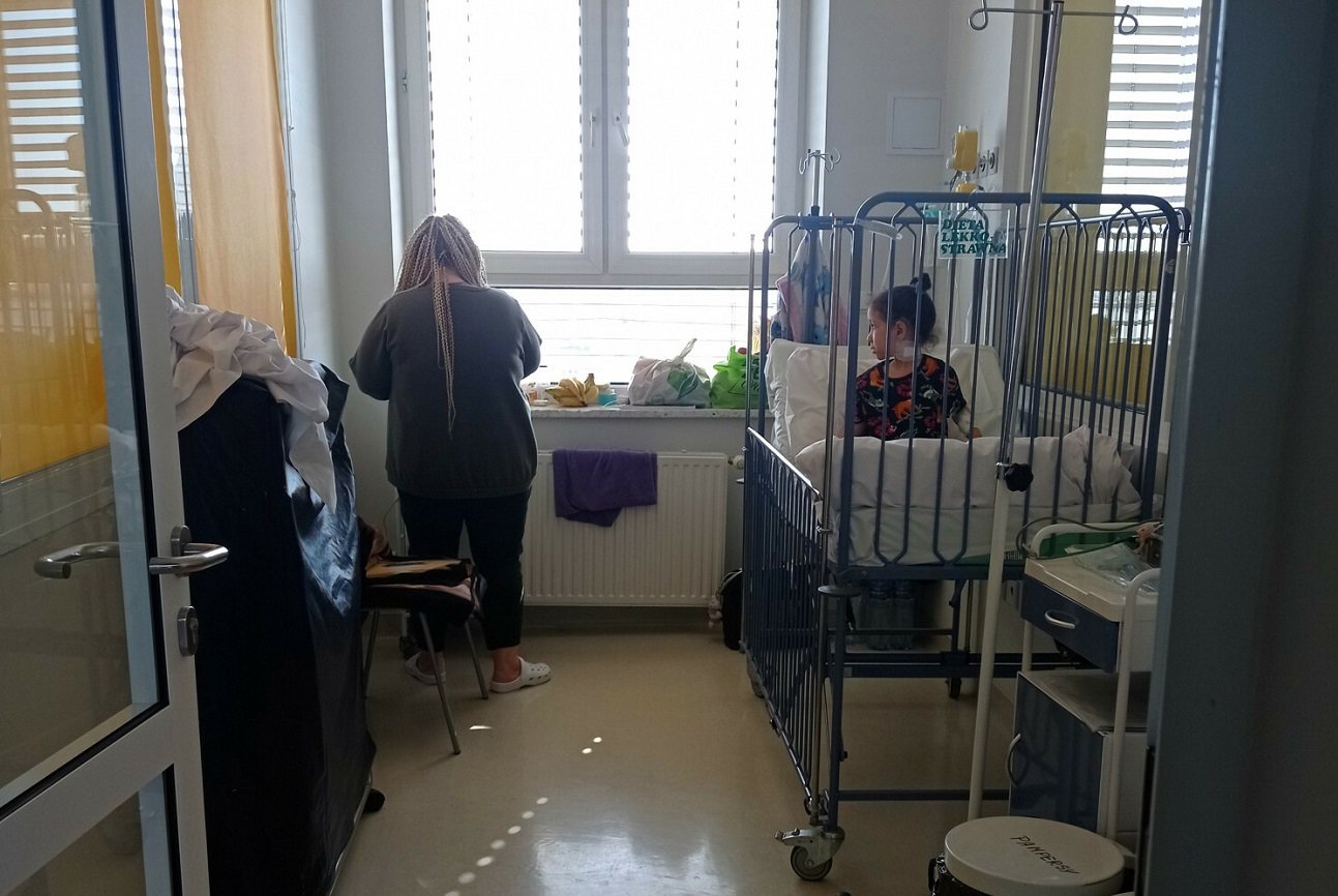 dziecko w szpitalu