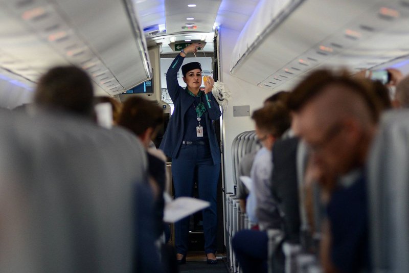 Reka Nyari ma 36 tys. followersów. Między innymi dlatego, że chętnie pokazuje się nago