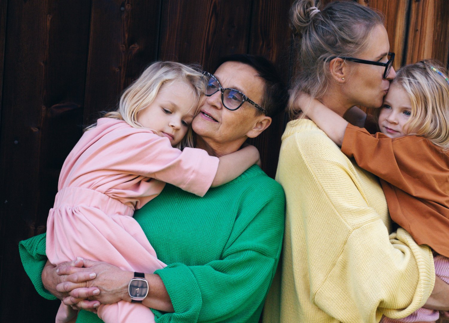 Na zdjęciu: Cztery kobiety, trzy pokolenia.