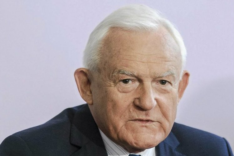 Leszek Miller przeciwko adopcji dzieci przez związki jednopłciowe