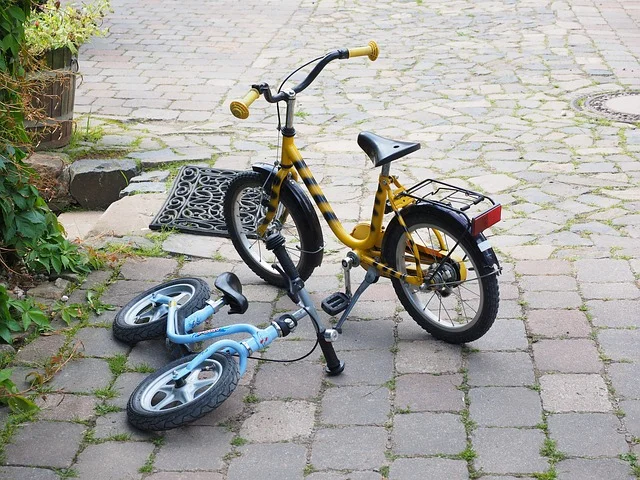 Fot. Pixabay/[url=http://pixabay.com/pl/rowery-dla-dzieci-kinderrfahrraeder-590850/]Hans[/url] / [url=http://bit.ly/CC0-PD]CC0 Public Domain[/url]