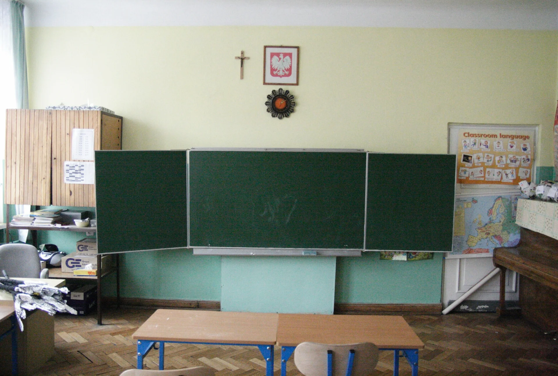 Chodzi na religię, bo nie ma świetlicy. Niewierzące dzieci na religii