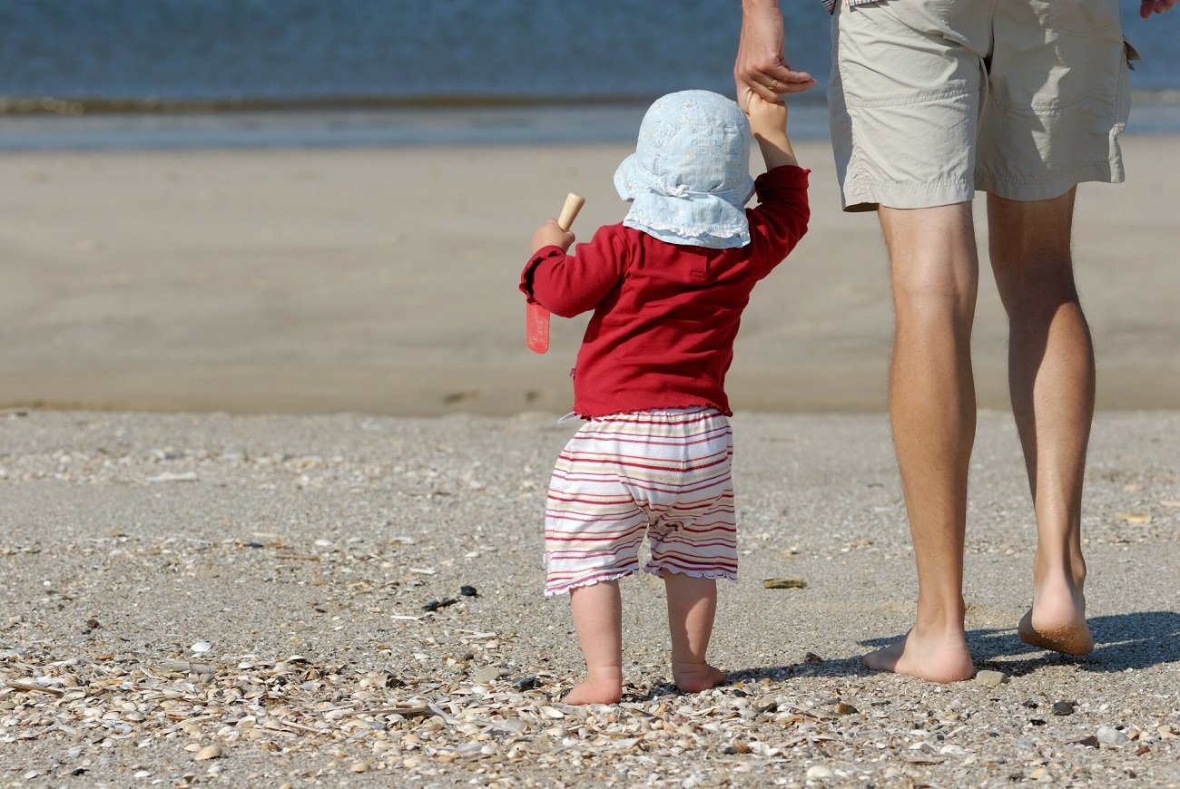 Uważaj na zbyt miłych dorosłych z dziećmi!