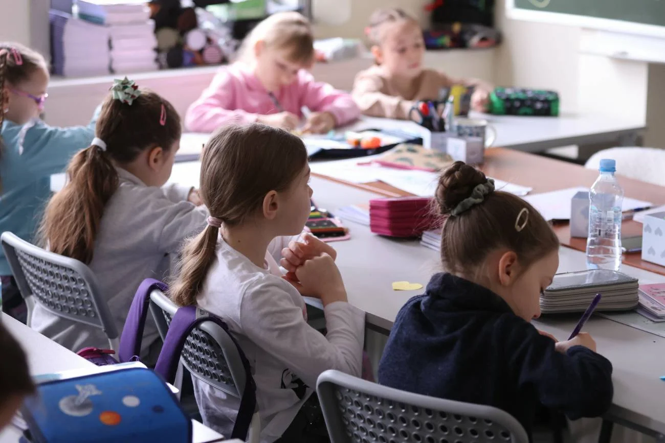 stypendium dla ucznia, stypendium szkolne 2022, pieniądze dla ucznia, dla kogo, ile wynosi, jak dostać