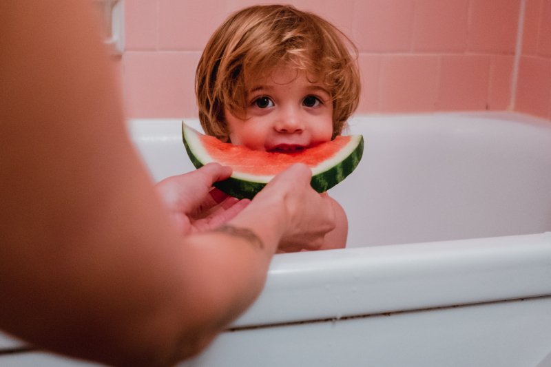 Arbuz to nie tylko pyszne orzeźwienie. Pomyślcie, jak nietypowo może smakować na kanapce!