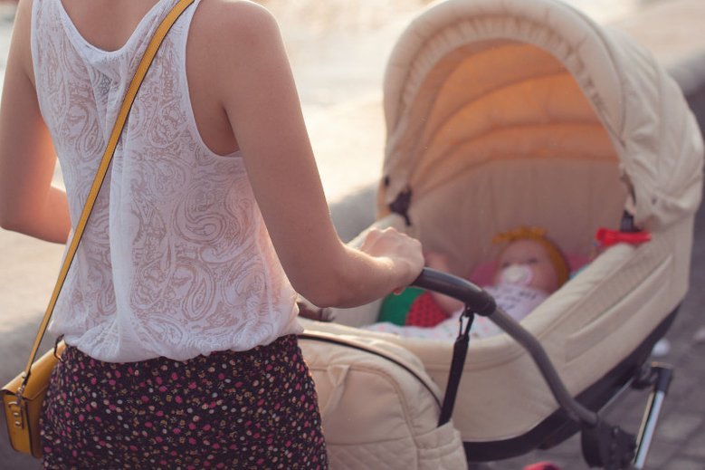 5 przykazań świeżo upieczonej mamy. Po pierwsze, zignoruj dobre rady