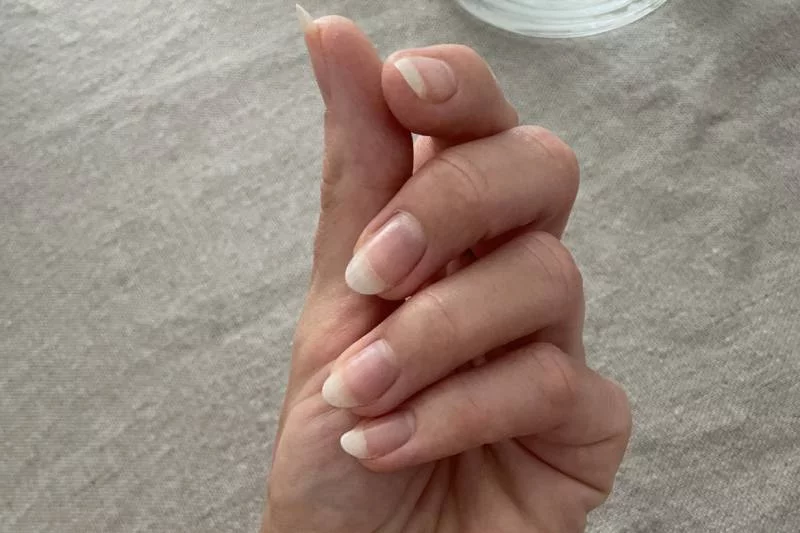 Manicure biologiczny zastąpi hybrydy. Jak wykonać manicure biologiczny?