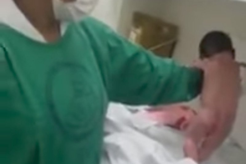 Nagranie  tuż po porodzie podbija internet.