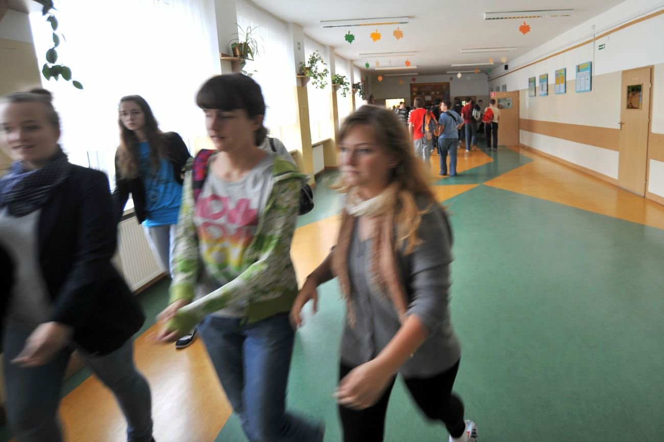 Czy szkoła jest od tego, żeby mówić uczniom, jak mają wyglądać?