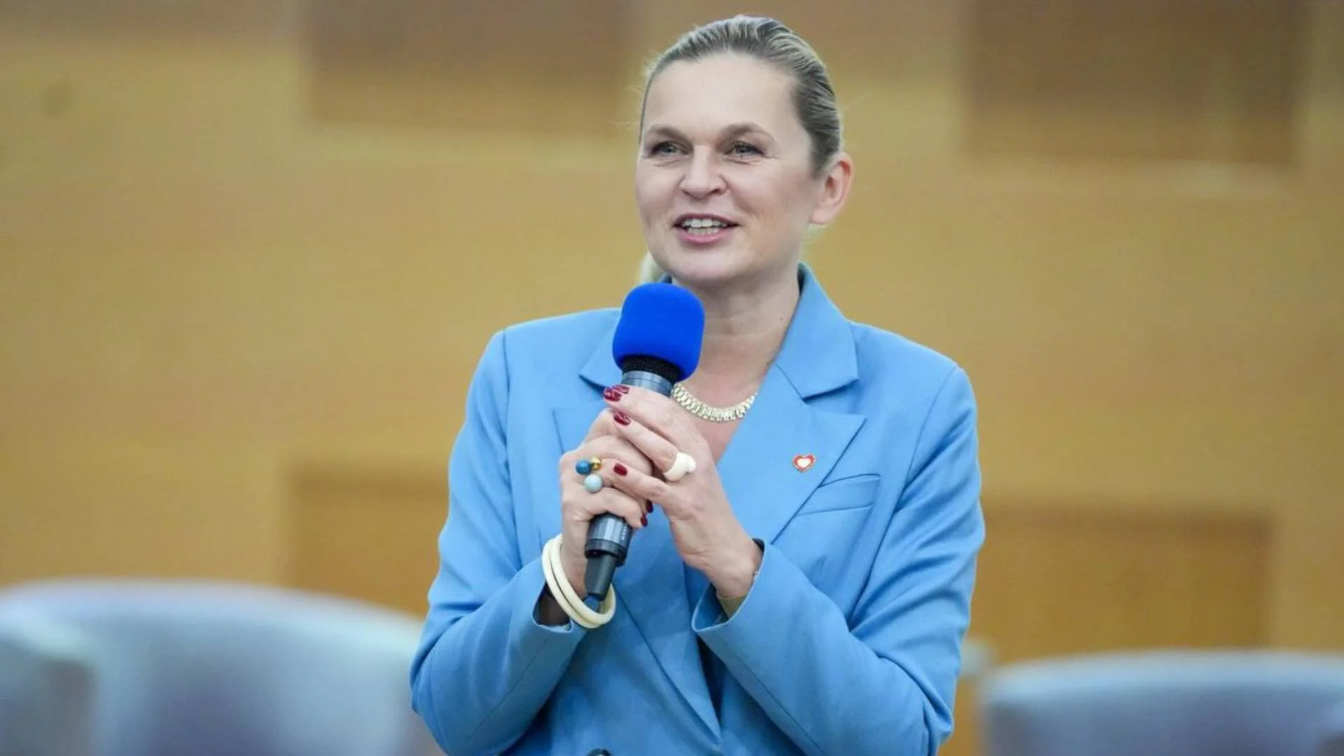 Barbara Nowacka podczas przemówienia
