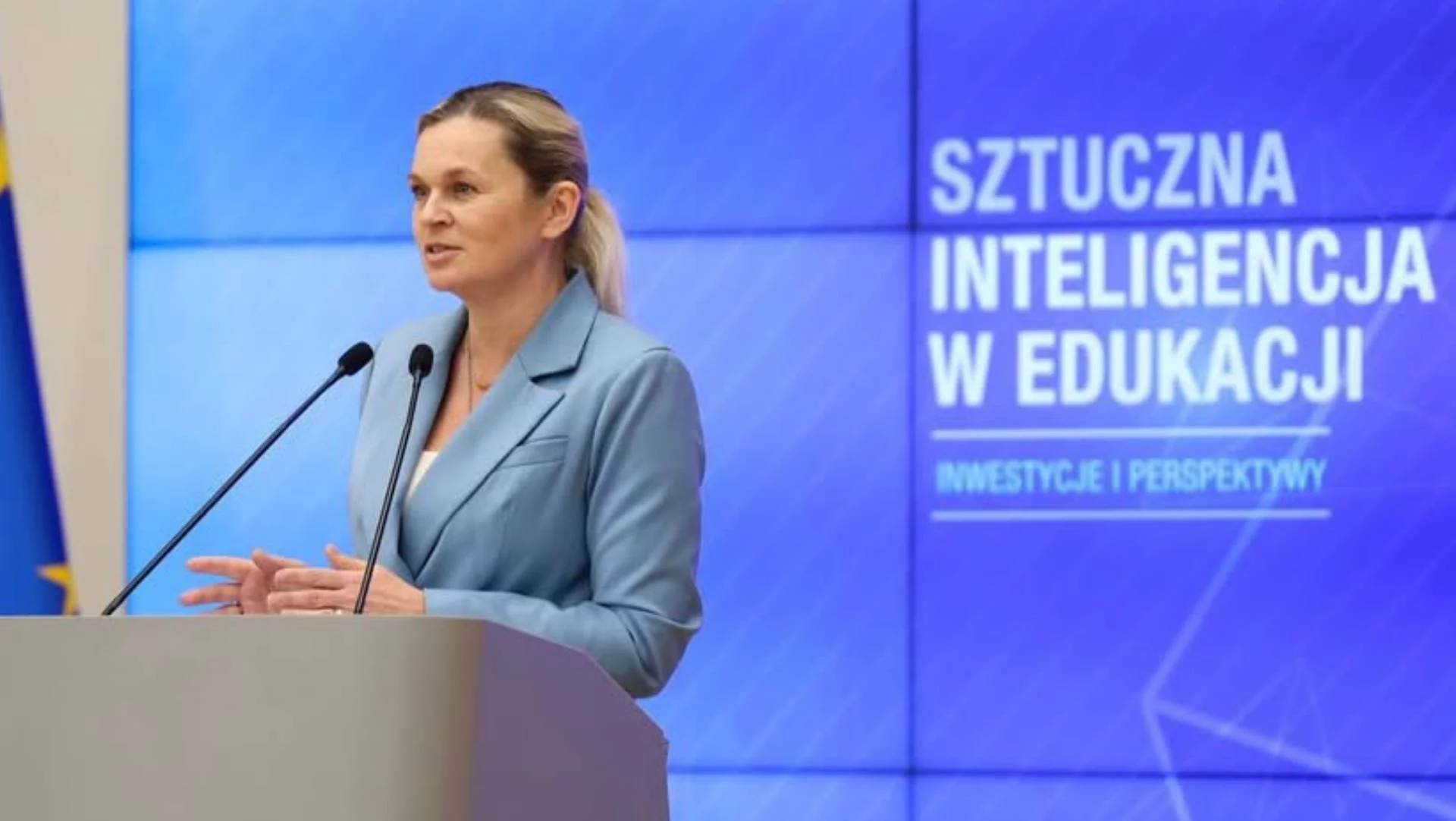 Barbara Nowacka podczas wystąpienia na konferencji