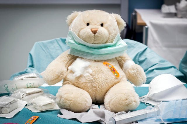 Pobyt w szpitalu w towarzystwie najbliższych przebiega w mniejszym stresie - zwłaszcza, gdy spędza się tam miesiące. W Krakowie Prokocimiu rozpoczęto budowę pierwszego hotelu dla rodziców małych pacjentów.