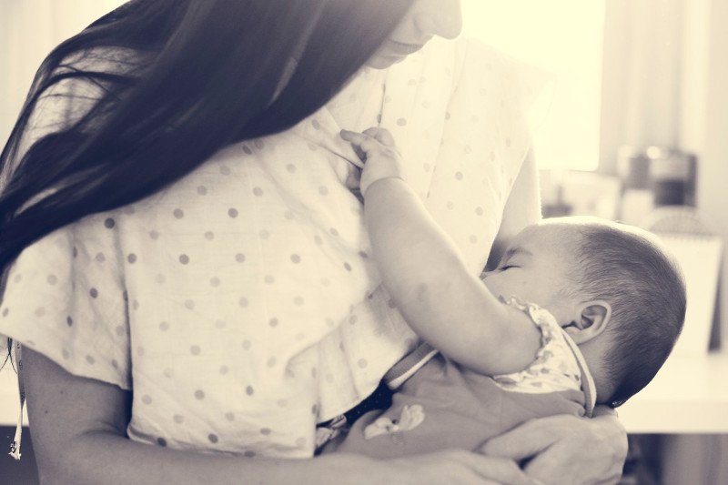 Karmienie piersią to nie jest prosta  i bezbolesna czynność dla każdej kobiety.