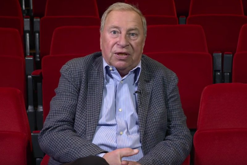 U Jerzego Stuhra raka zdiagnozowano w 2011 roku. Aktor napisał o tym książkę pt. "Tak sobie myślę"