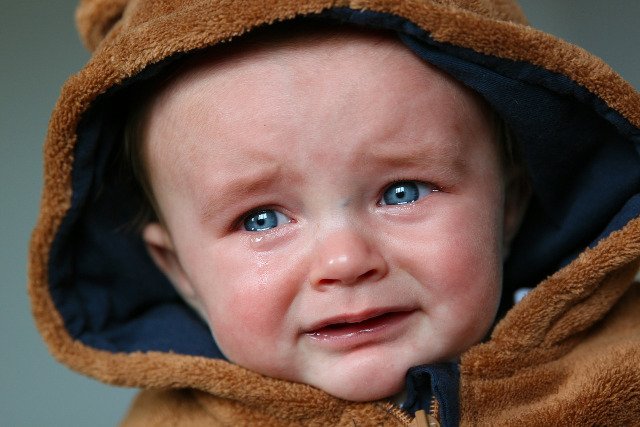 Fot. Pixabay / [url=http://pixabay.com/en/baby-tears-small-child-sad-cry-443390/]TaniaVdB[/url] / [url=http://pixabay.com/en/service/terms/#download_terms]CC0 Public Domain[/url]