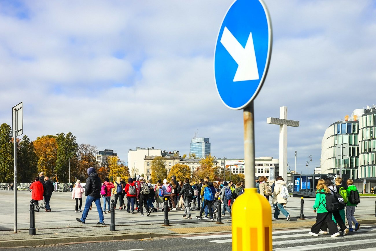 Nauczyciele mogliby wykazać się rozsądkiem. "Mam dość szastania moją kasą na wycieczkach"