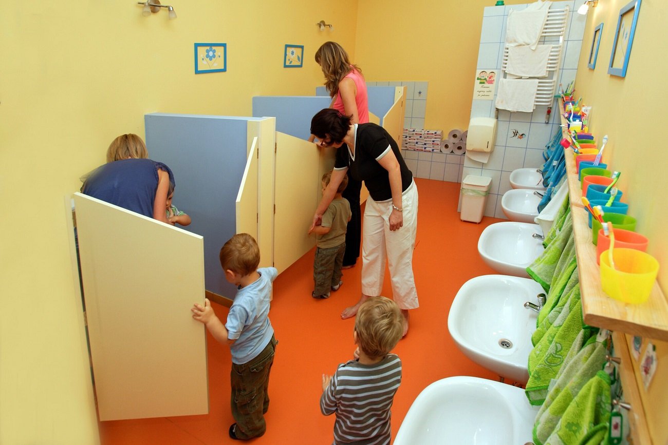 Nauczycielka przedszkolna: "Przez leniwych rodziców rosną nam ciamajdy". Chodzi o pieluchy