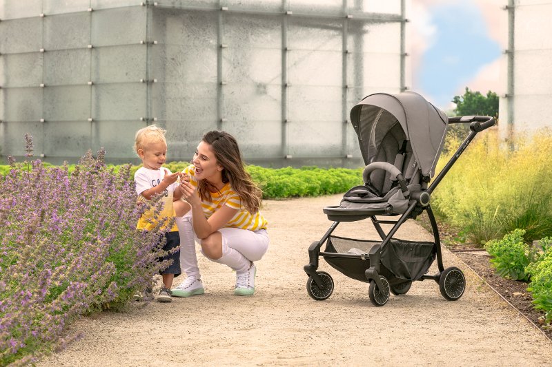Spacerówka Espiro Galaxy to idealna opcja dla aktywnych rodziców