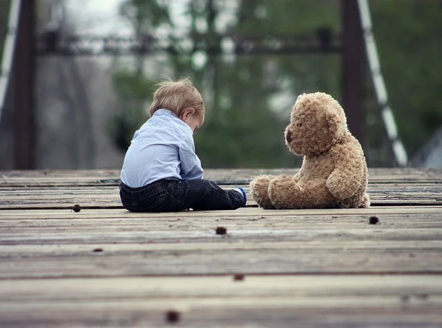 Fot. Pixabay/[url=https://pixabay.com/pl/kochanie-teddy-nied%C5%BAwied%C5%BA-%C5%82adny-623417/]cherylholt[/url] / [url=  http://pixabay.com/pl/service/terms/#download_terms]CC O[/url]