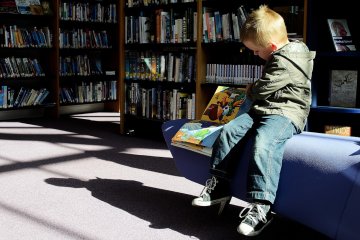Jak przygotować dziecko na powrót do szkoły? 10 rodzinnych aktywności