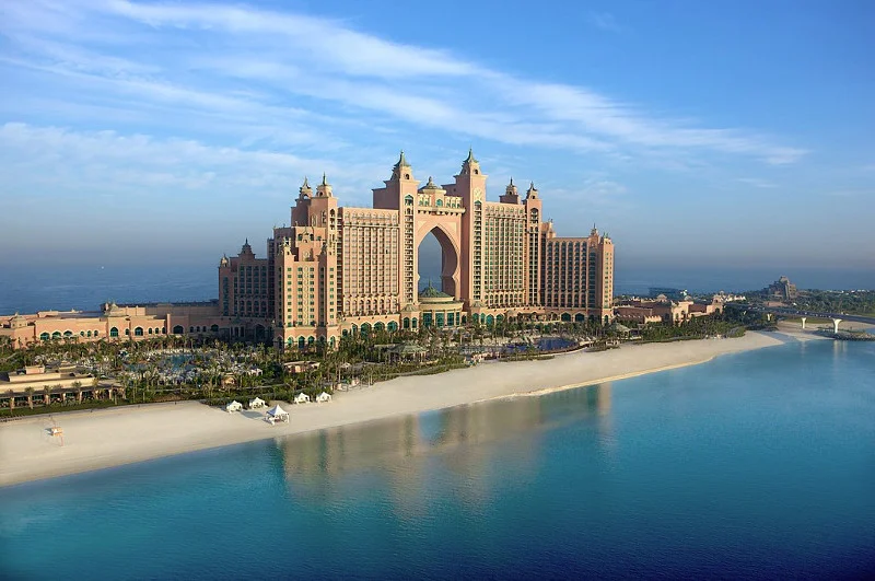 Hotel Atlantis The Palm oferuje bezpłatny wstęp do Aquaventure, największego parku wodnego na Bliskim Wschodzie