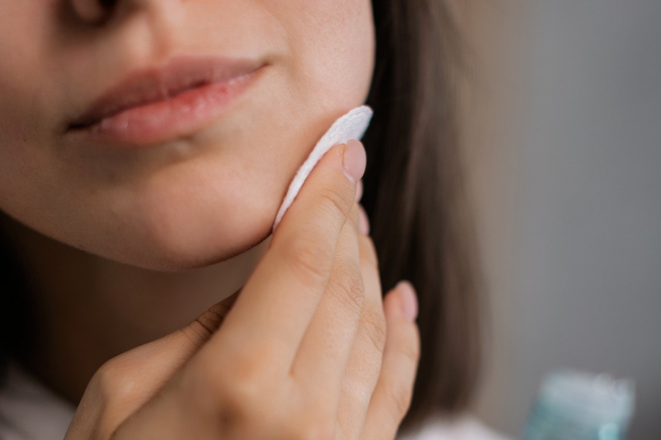 skóra wrażliwa, kosmetyki, pielęgnacja, demakijaż