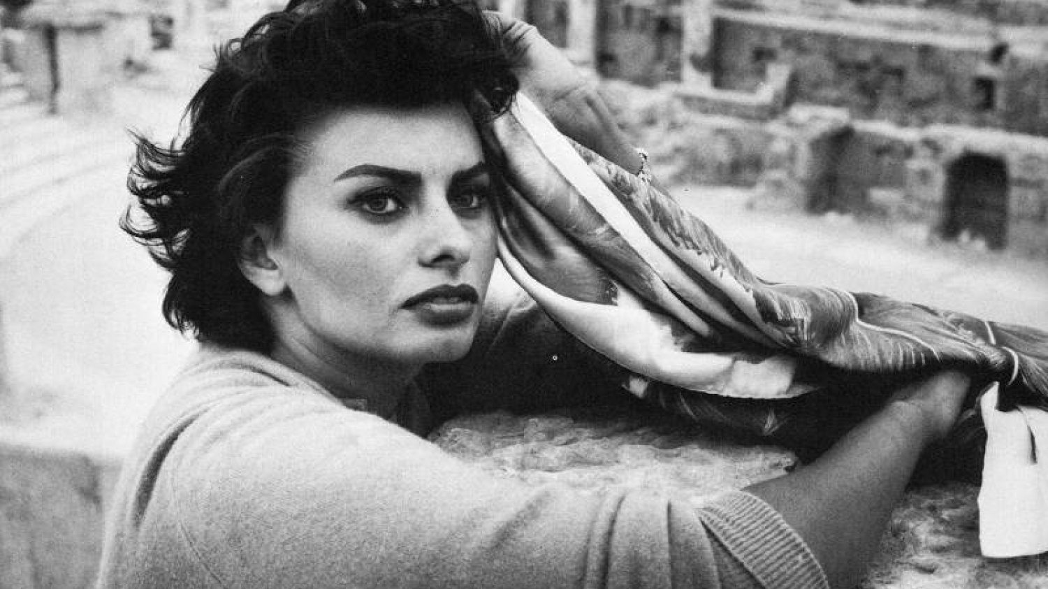 Sophia Loren - dla wielu ideał kobiety! Do dziś wygląda zjawiskowo