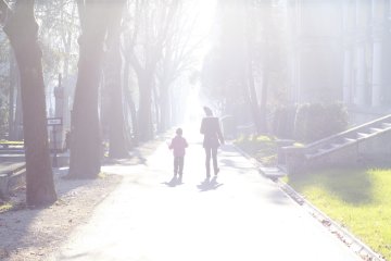 Fot. Pixabay.com / [url=https://pixabay.com/pl/dziecko-mama-matka-rodzina-ludzie-1130423/]lkaika[/url] / [url=https://pixabay.com/pl/service/terms/#usage]CCO Public Domain[/url]