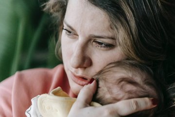 Młode mamy odczuwają samotność/Samotność młodych mam