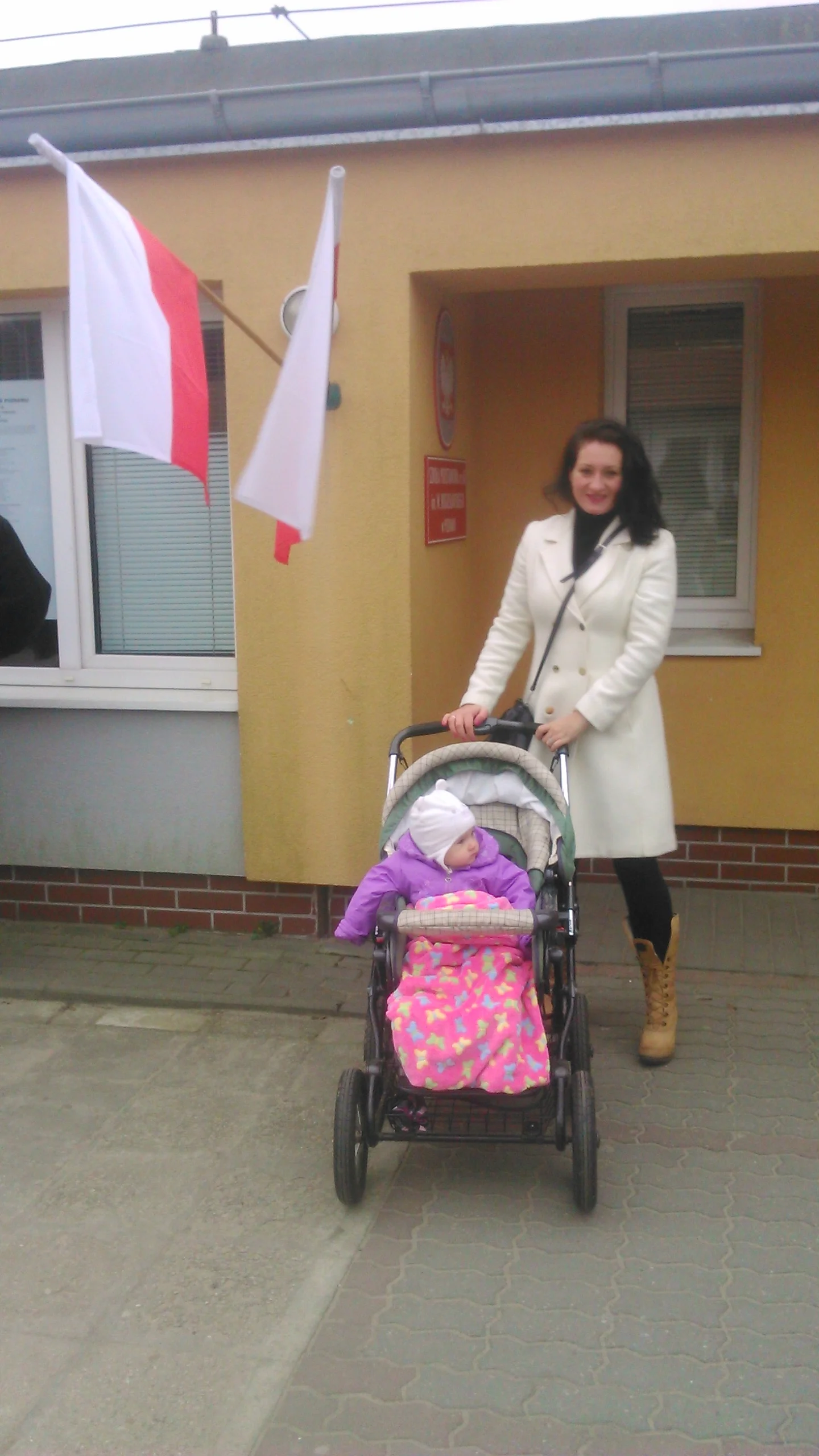 Obowiązek obywatelski spełniony - w rodzinnym gronie.