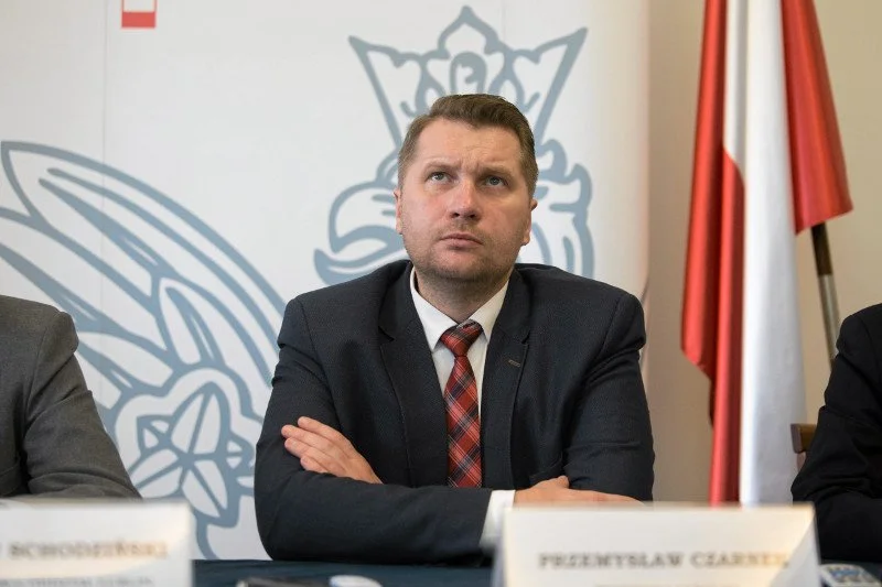 Czarnek a klaps i karanie dzieci Czarnek a klaps i karanie dzieci