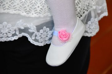 Pierwsze buty do chodzenia. Jak wybrać pierwsze buty dla dziecka