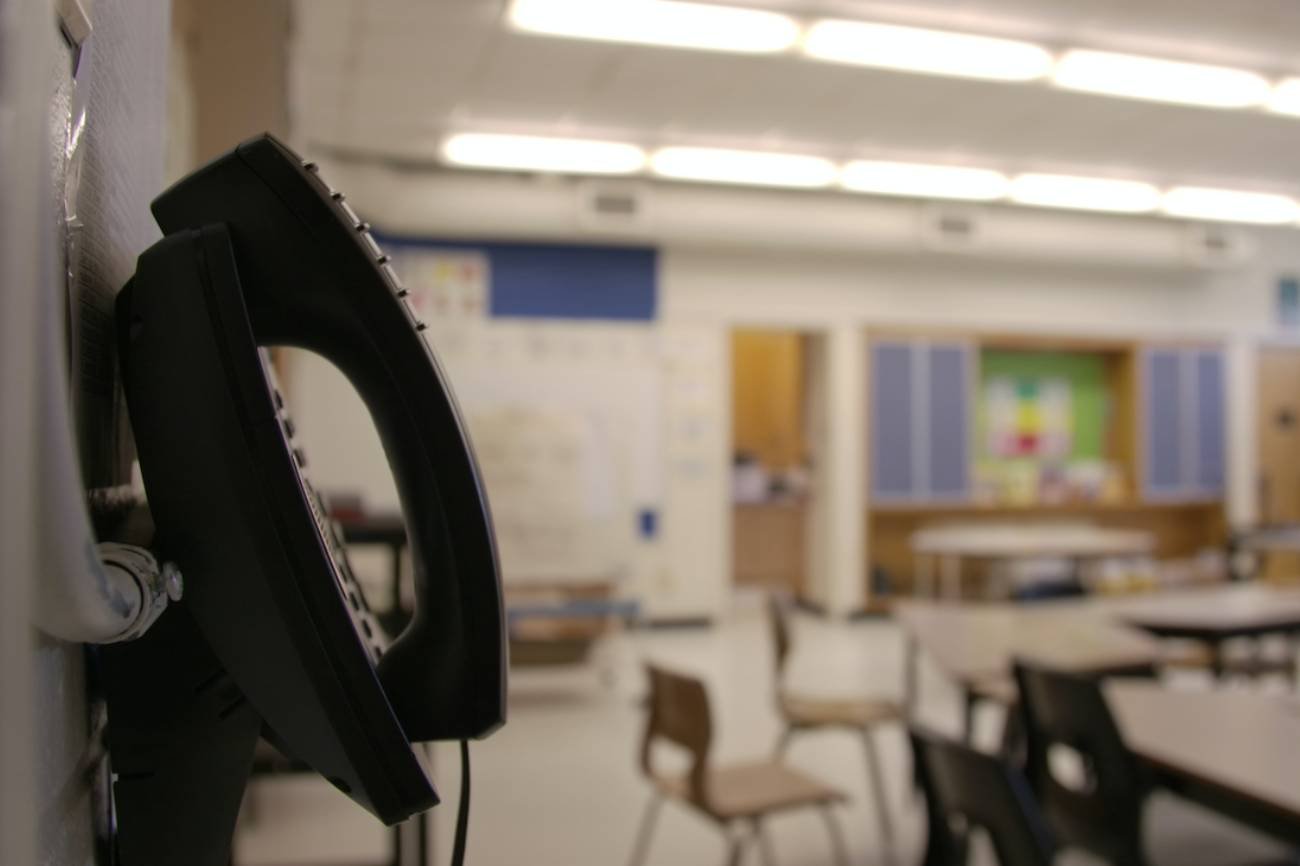 Szkoła zadzwoni po policje, jeśli dziecko nie pojawi się na lekcjach