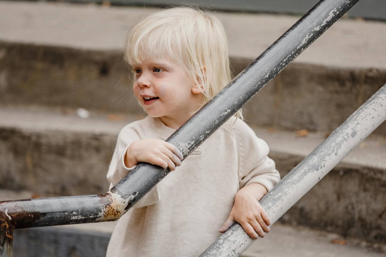 Uczymy dzieci kultury, ale zacznijmy od siebie. Historia z klatki poraża Uczymy dzieci kultury, ale zacznijmy od siebie. Historia z klatki poraża