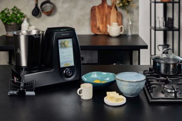 Kohersen CY021 to wielofunkcyjny robot kuchenny z funkcją gotowania, wyposażony w wiele funkcji manualnych, programów automatycznych i praktycznych akcesoriów.