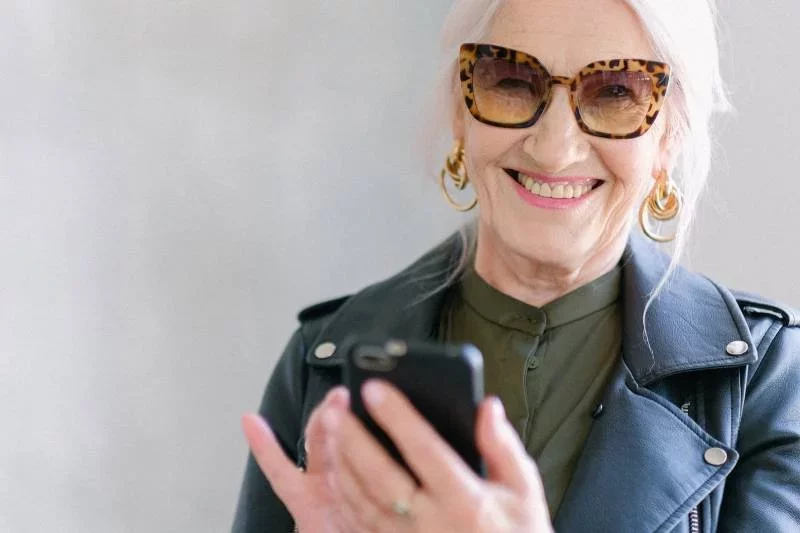 Kto wierzy, iż teściowa pokocha ją jak córkę, ten wierzy w jednorożce. Dla niej jesteś "obcą babą"