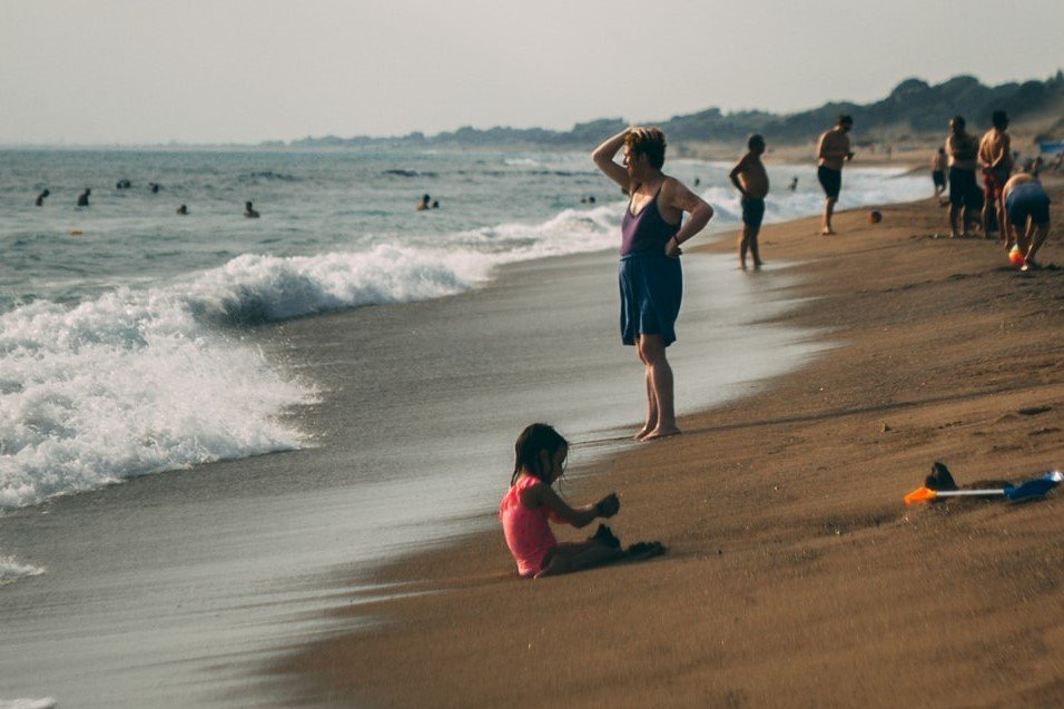 wakacje z dziadkami, opieka nad wnukami, babcia na wakacjach